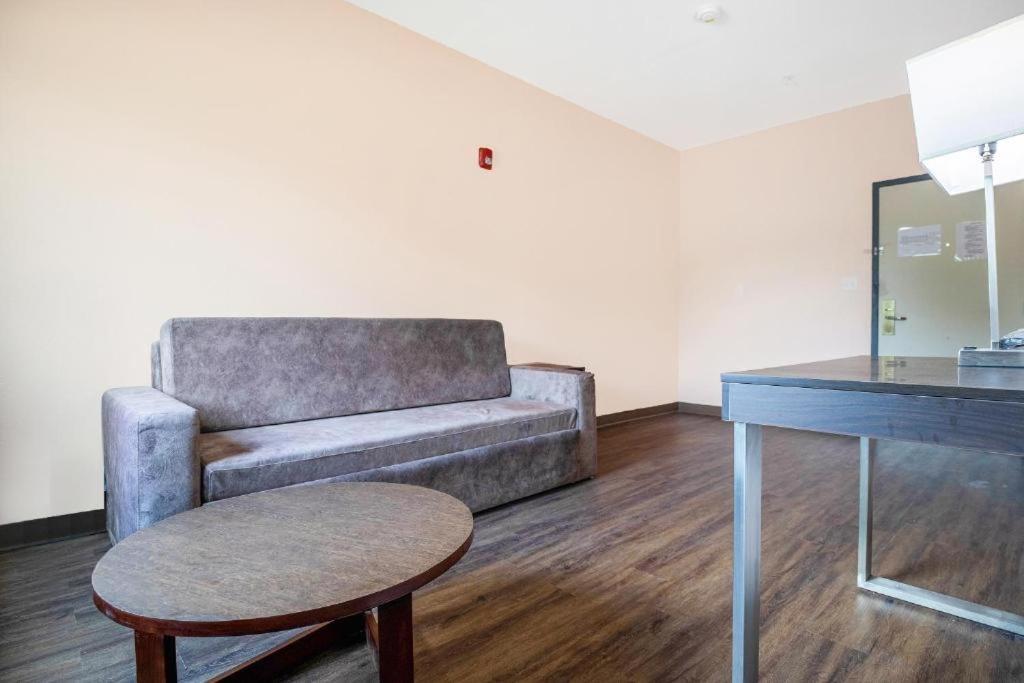 Royal Inn & Suites Adairsville Dış mekan fotoğraf