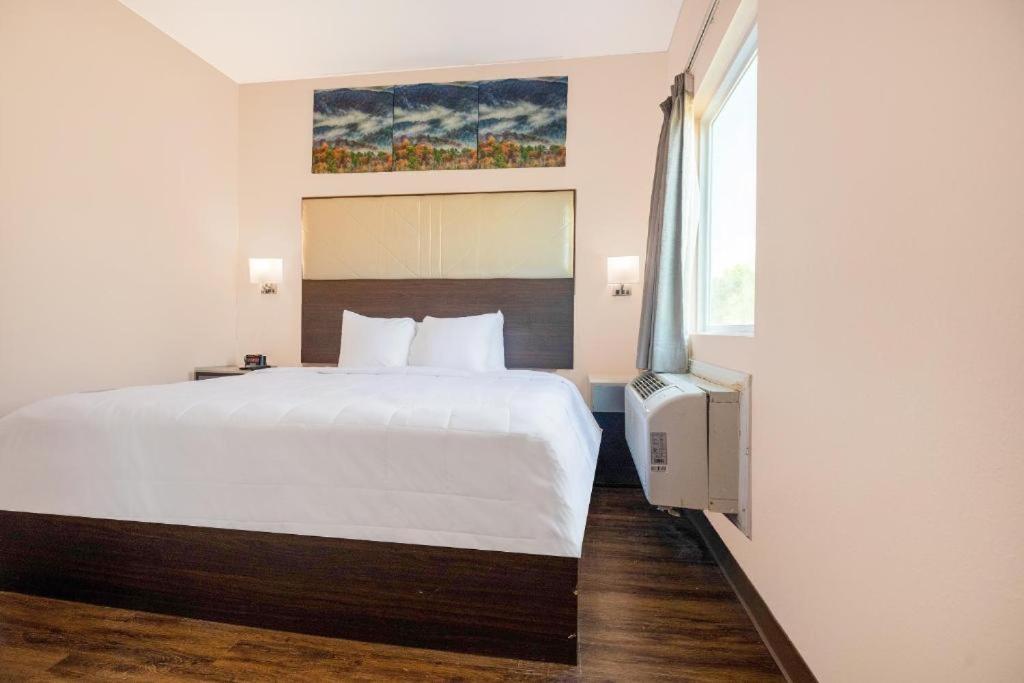 Royal Inn & Suites Adairsville Dış mekan fotoğraf