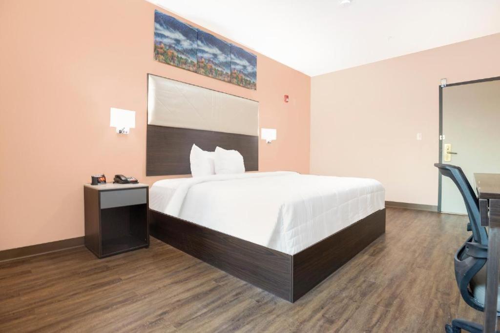 Royal Inn & Suites Adairsville Dış mekan fotoğraf